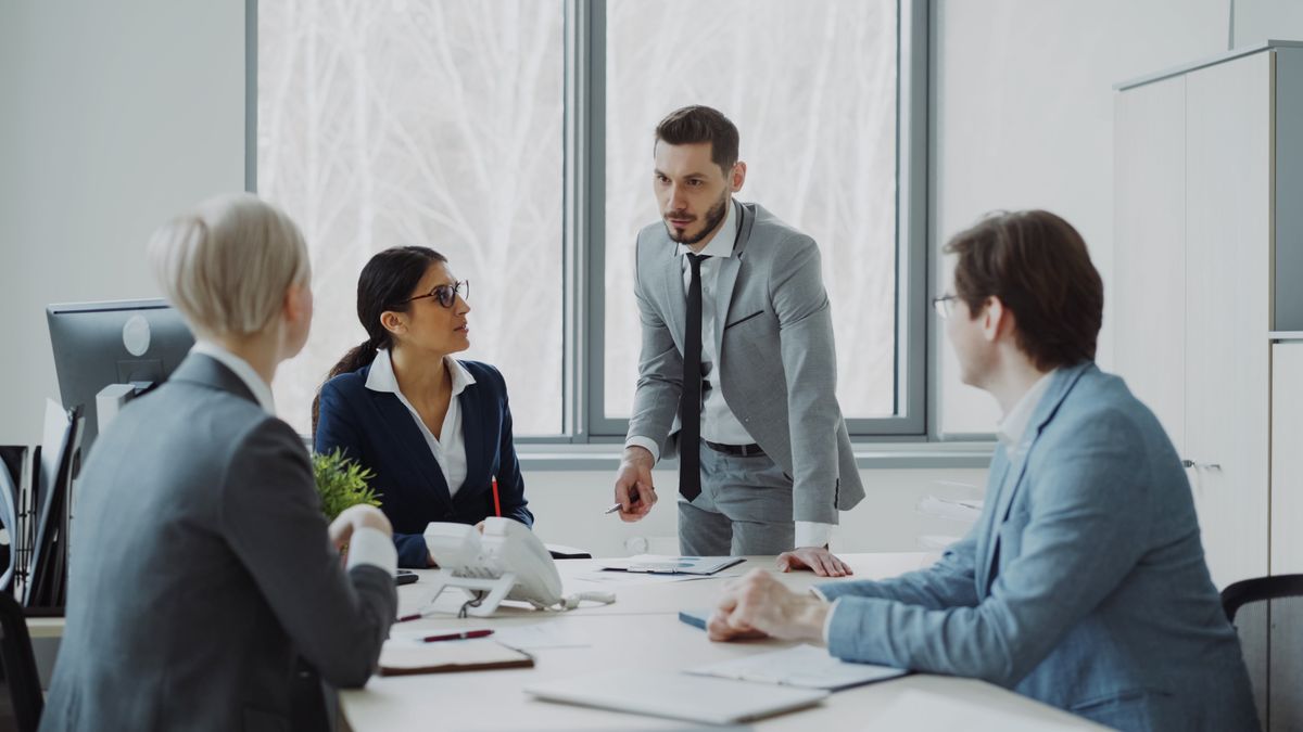 Reunión de asesoría con clientes